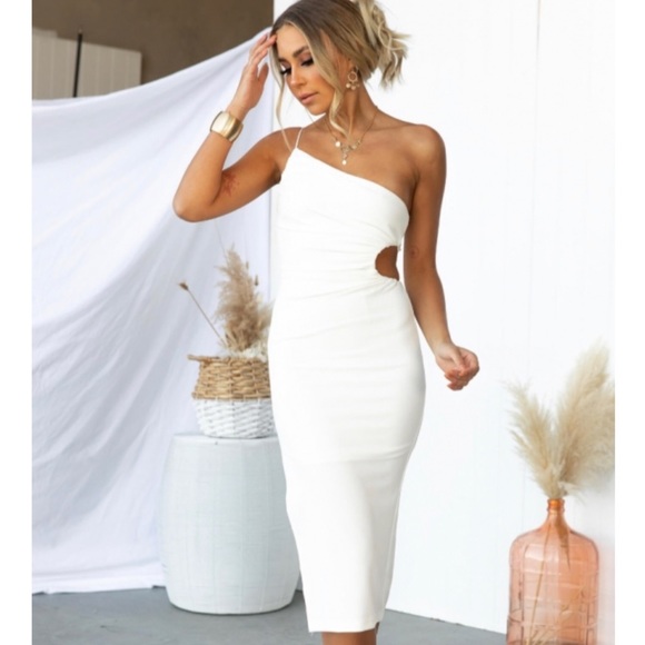 Hello Molly Dresses & Skirts - Hello Molly Smooth Lines Dress / Hello Molly Dress